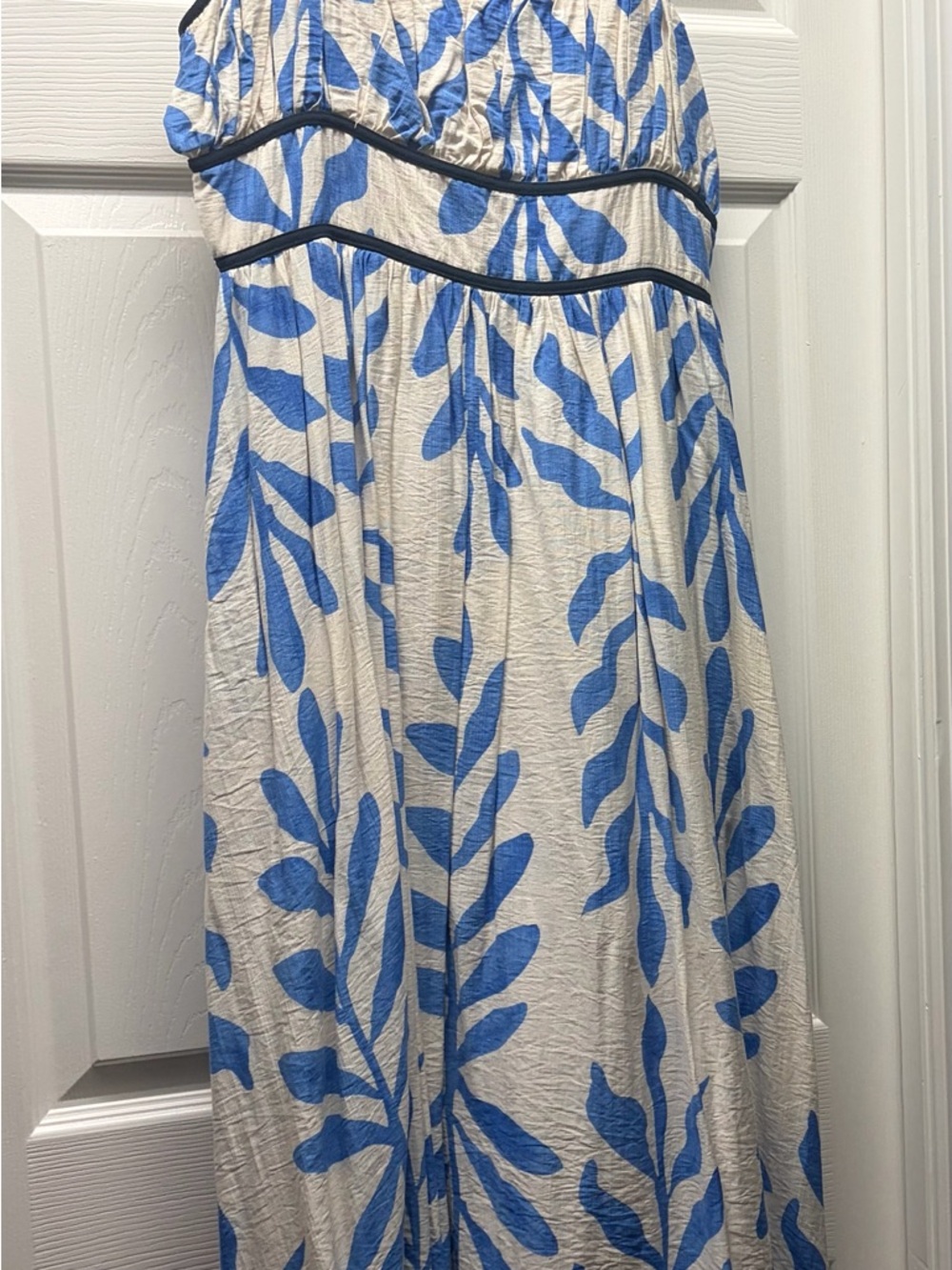 entro White Dress with Blue Leaf Print